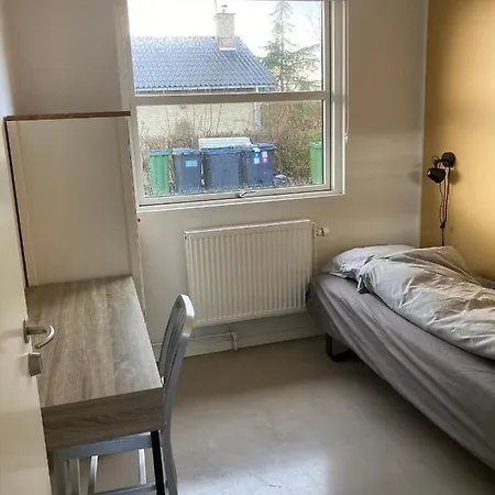 Accommodatie bij particulieren Med Private Vaerelser Delt Badevaerelse/kokken, Sj. Viby